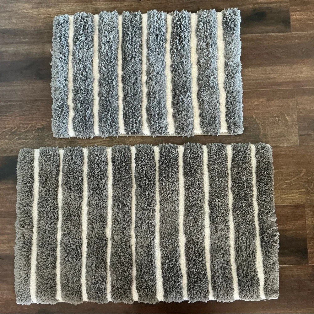 Gray and White Striped Bath Mat Set